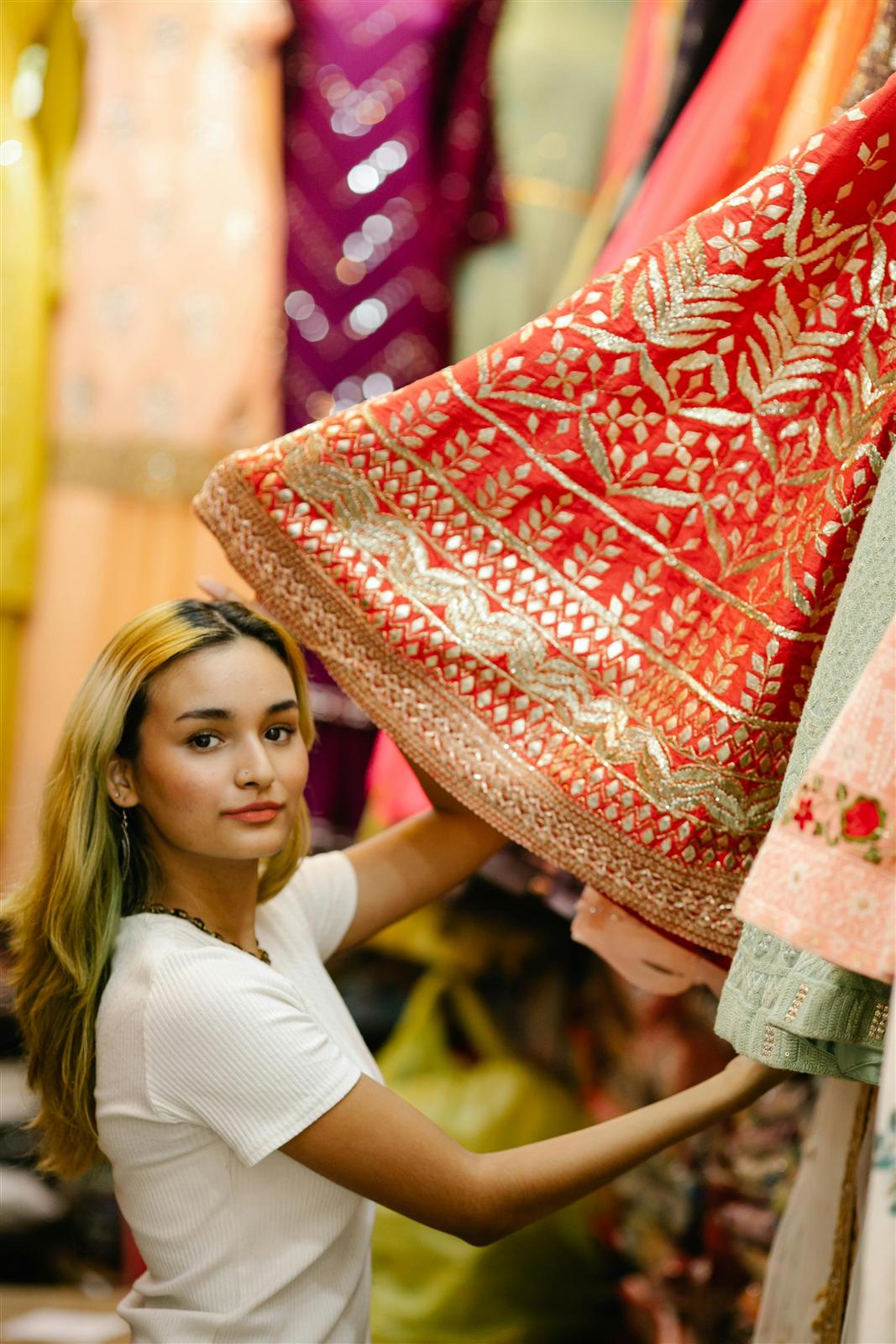 Retail shopper